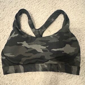 Athleta sports bra, size S